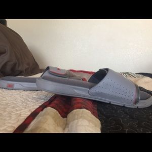 Nike memory foam sandals